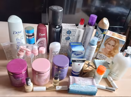 Photo of free cosmetics (South Tonbridge TN9) #1