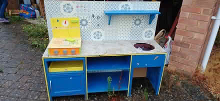 Photo of free Old play kitchen (Moulsoe MK16) #1