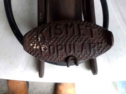 Photo of free Retro foot pump - Kismet 'Popular' (Bucknell SY7) #3