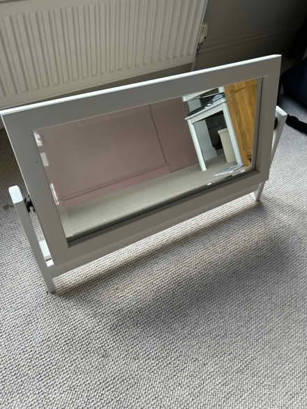 Photo of free Mirror (Stratford-upon-Avon CV37) #3