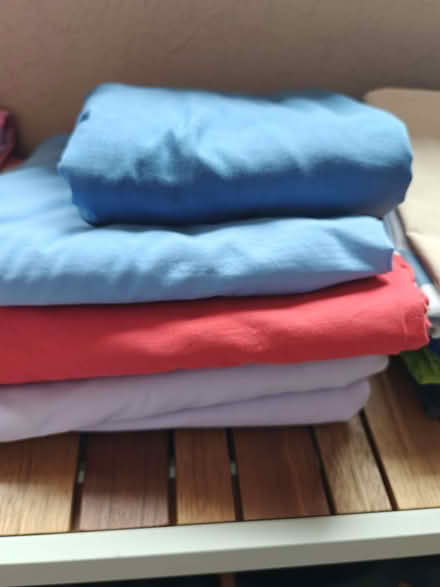 Photo of free Used and usable Duvet cover sets & fitted sheets (Kenley CR8) #2