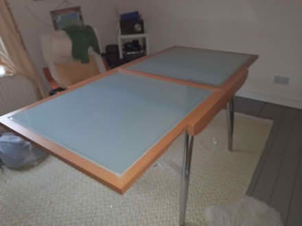 Photo of free extendable dining table (Castle Hall SK15) #2