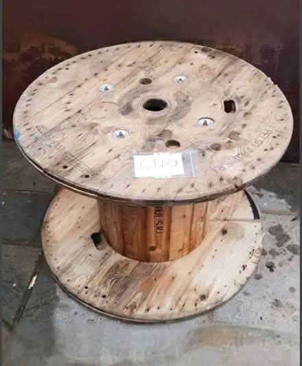 Photo of Cable reel drums (OL2 Royton) #1