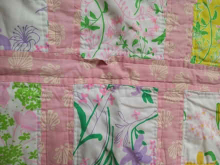 Photo of free Cot quilt (Twyford RG10) #1