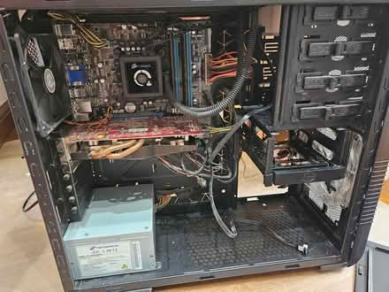 Photo of free Computer (Upper Norwood) #1