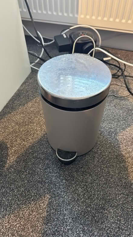 Photo of free Bathroom Pedal Bin (Merton SW19) #1