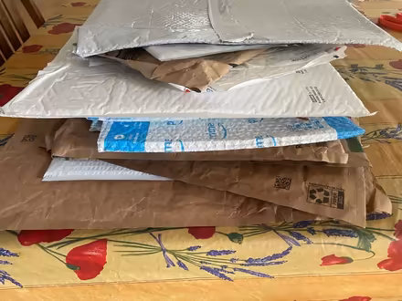 Photo of free Padded mailing envelopes (85/Saratoga Ave) #1
