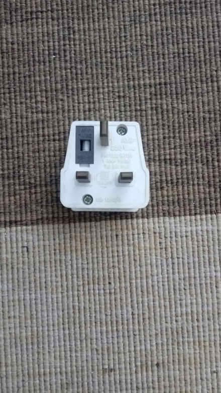 Photo of free Shaver adapter (Horsham, near Bennetts Field) #2