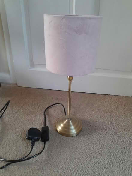 Photo of free Table lamp (Crich De4) #1