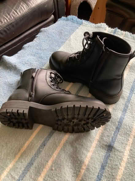 Photo of free Faux Leather Boots 7, hardly worn (Putnoe MK41) #2