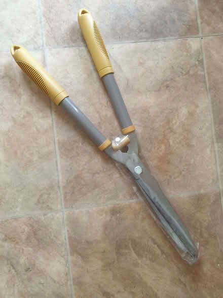 Photo of free Garden shears (Radford Semele CV31) #1