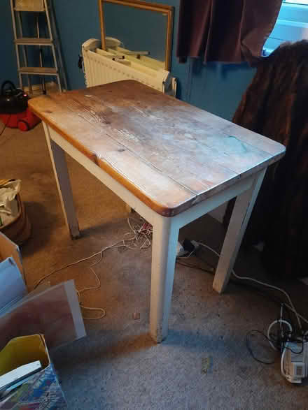Photo of free Small white pine table/desk (Mums TW11) #1