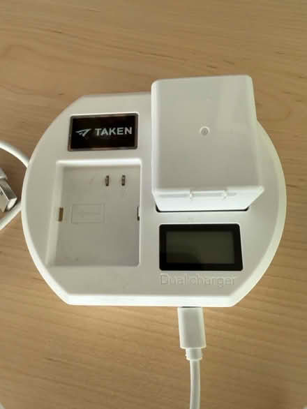 Photo of free Arlo Pro and Pro 2 Battery Charger (San Leandro) #1