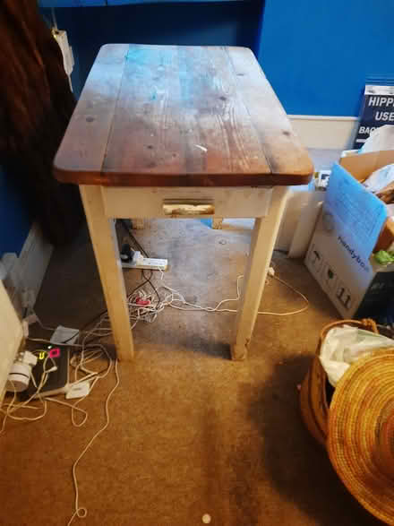 Photo of free Small white pine table/desk (Mums TW11) #2