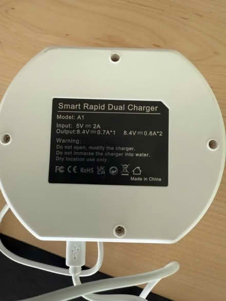 Photo of free Arlo Pro and Pro 2 Battery Charger (San Leandro) #3