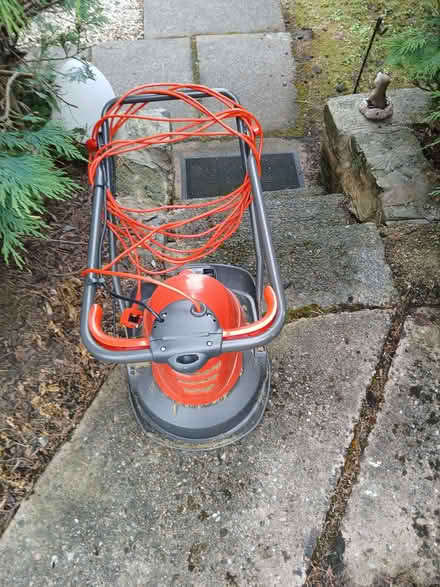 Photo of free Electric flymo lawnmower (Springburn G21) #1