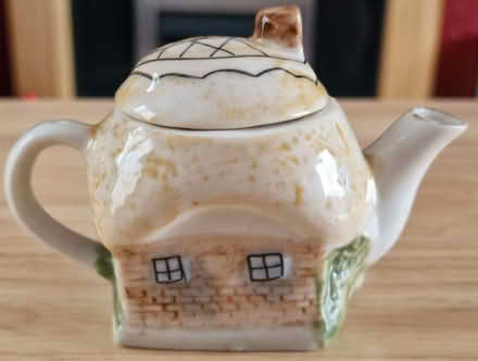 Photo of free Decorative Tea-Pot (Lower Place OL16) #2