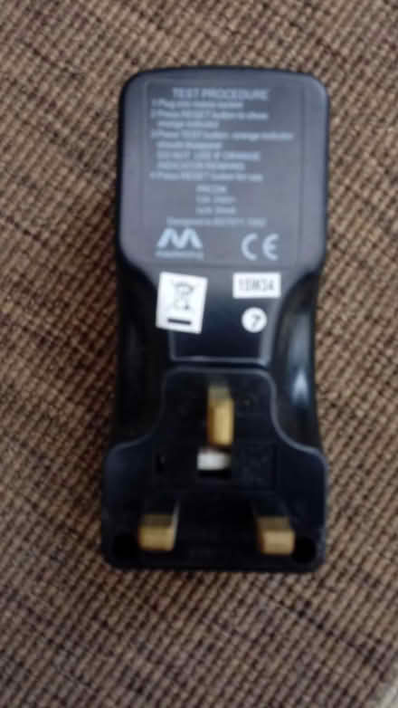 Photo of free RCD plug (Horsham, near Bennetts Field) #2