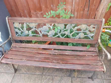 Photo of free Garden bench (Hanworth TW13) #1