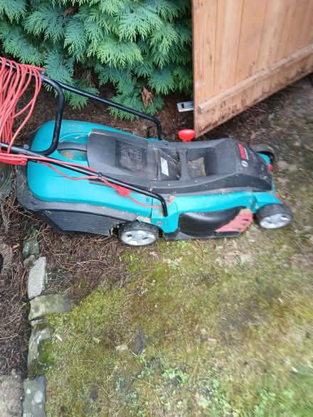 Photo of free Bosch electric lawnmower (Springburn G21) #1