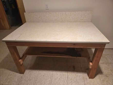 Photo of free Shop Bench (Bull Mountain, Tigard) #1