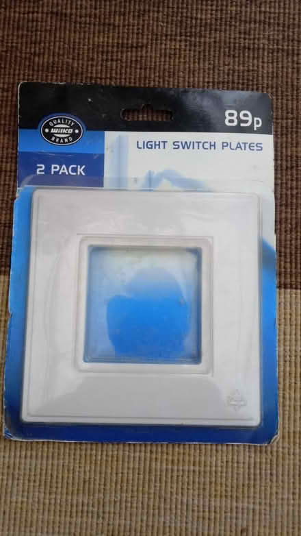 Photo of free Switch plates (Horsham, near Bennetts Field) #1