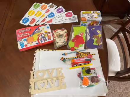 Photo of free Arty bits and soft toys (Mottingham) #1