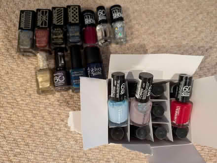 Photo of free Loads of nail polish (Hornby LA2) #2