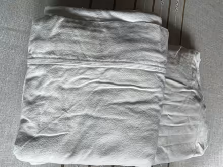 Photo of free Queen size flannel sheets (North of Cass and 75th) #1