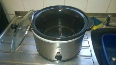 Photo of free 3 litre electric Slow cooker (High Brooms) #2