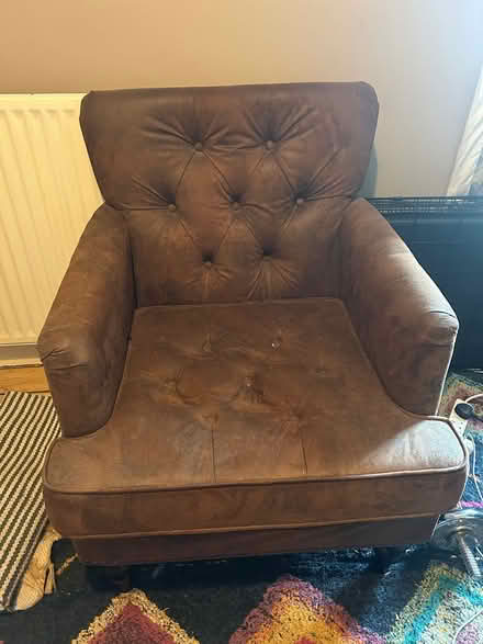 Photo of free Lovely, stylish armchair (Earlswood RH1) #1