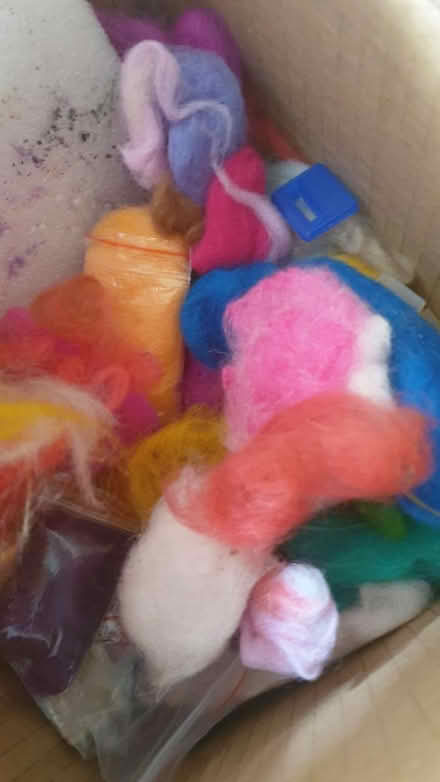 Photo of free Needle felting craft set (TW7) #2