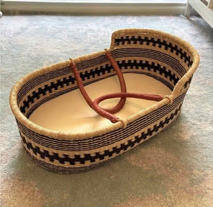 Photo of free Moses Basket Bassinet (Andorra) #2