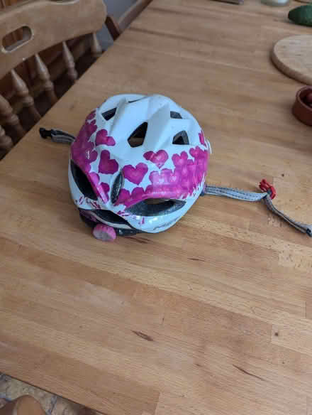Photo of free Kids' cycle helmet age approx 5-10 (Hugus TR3) #1