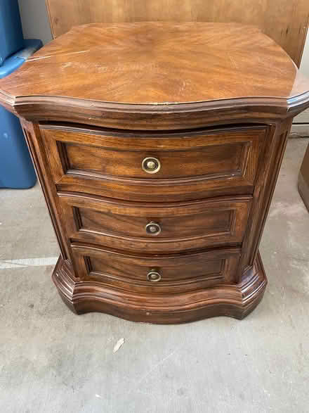 Photo of free End Table (Walnut Creek.) #1