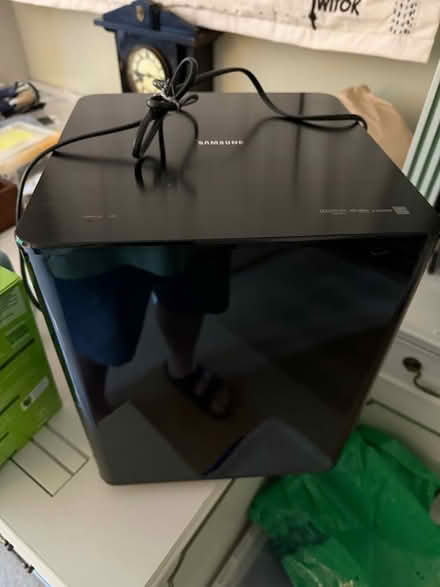 Photo of free Samsung base woofer. (Malvern WR14) #2