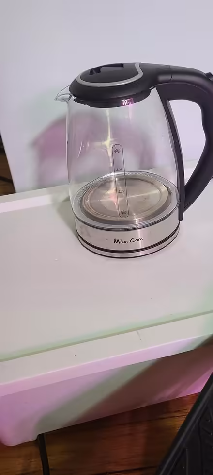 Photo of free Electric kettle (South Evanston) #1