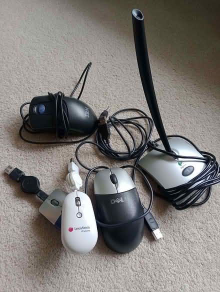 Photo of free USB mice and microphone (New Greens AL3) #1