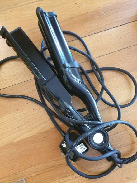 Photo of free Toni&Guy Barrel Waver (Radford Semele CV31) #1