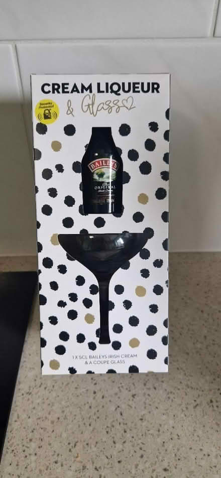 Photo of free Baileys gift set (SK8 Cheadle) #1