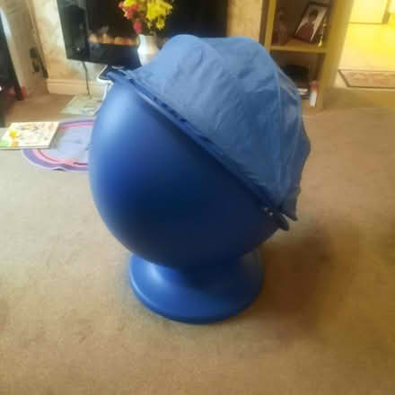 Photo of free Spinning chair (Ls96QN) #4