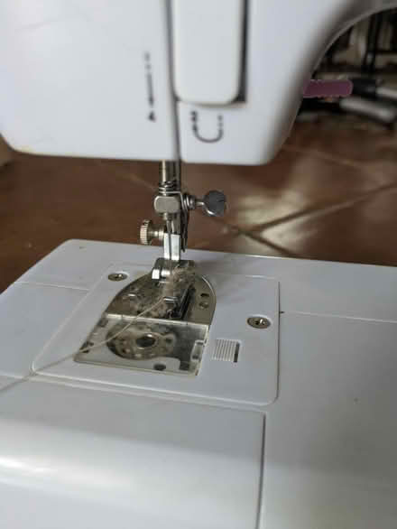 Photo of free Sewing machine (Cypress off Jones and Cy N Hou) #4