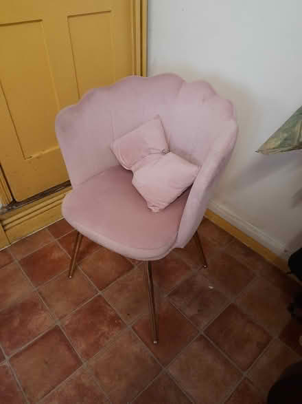 Photo of free Pink plush dining chair - gold legs (Mums TW11) #1
