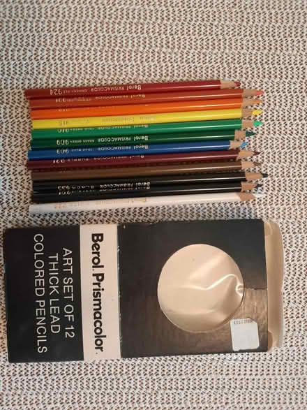 Photo of free 12 colored pencils in original box (south San Carlos) #1