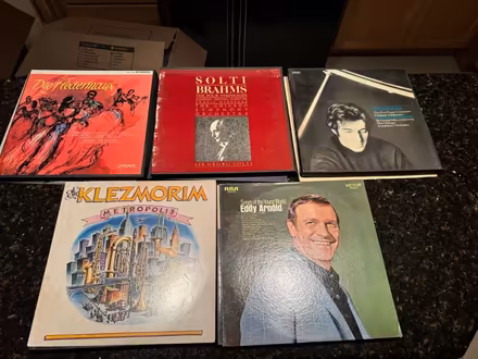 Photo of free Album Collection (Rochester) #1