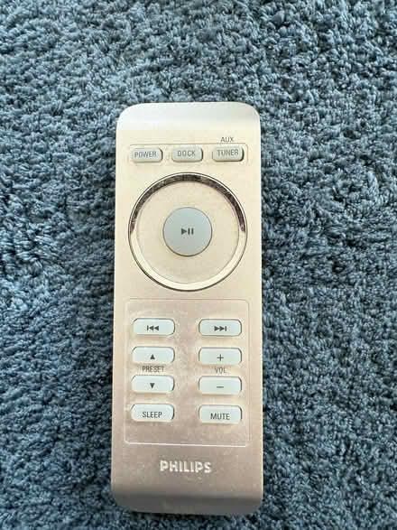 Photo of free Philips Docking Entertainment System (Highcliffe BH23) #4