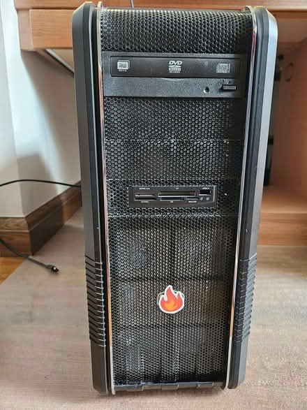 Photo of free Computer (Upper Norwood) #2