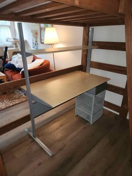 Photo of free Desk (Lower Queen Anne) #1