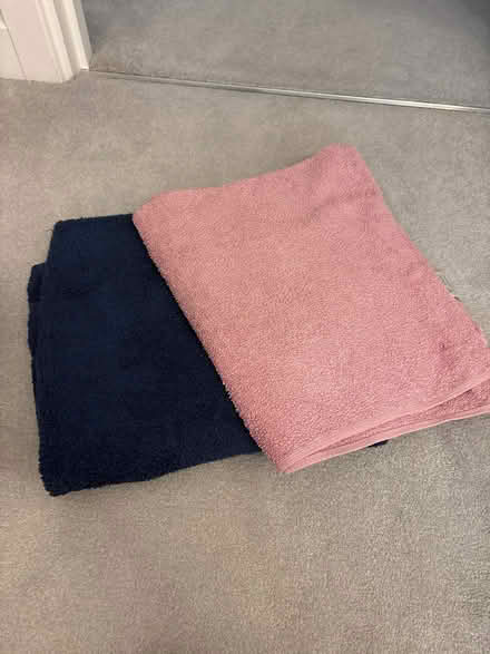 Photo of free 2 bath towels (Reabrook Estate SY2) #1