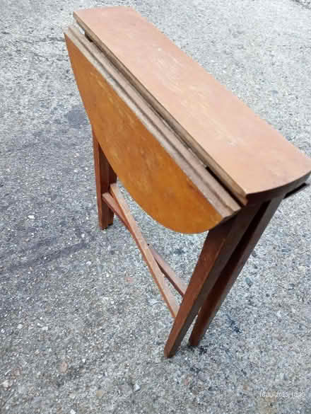 Photo of free Fold down/Up small round table (SS0 Westcliff) #2